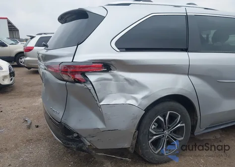 2025 Toyota Sienna Platinum from USA, damaged, VIN 5TDESKFC8SS156039